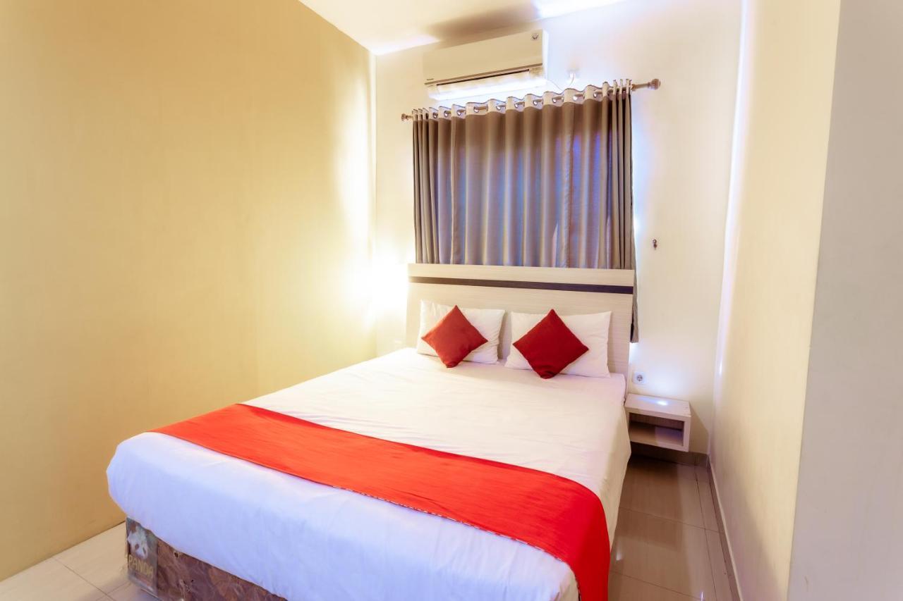 Pratisarawirya Guesthouse By Ecommerceloka سورابايا المظهر الخارجي الصورة
