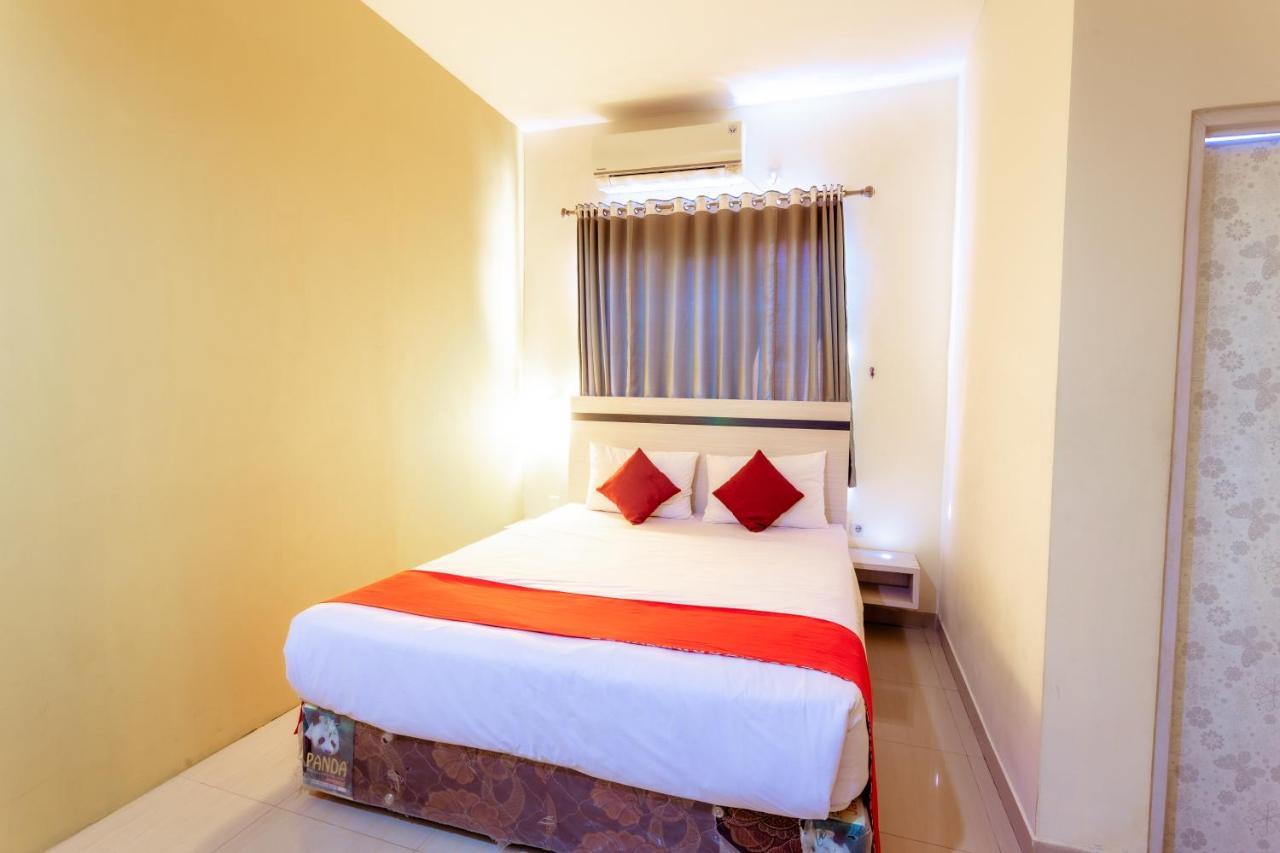Pratisarawirya Guesthouse By Ecommerceloka سورابايا المظهر الخارجي الصورة